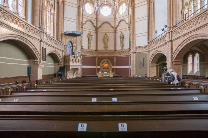 Apostelkirche Ludwigshafen (Foto: Prot. Dekanat LU/Wagner)