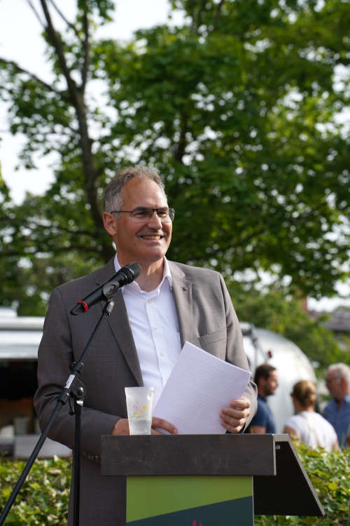 Landrat Dietmar Seefeldt bei seiner Ansprache. (Foto: KV SÜW)