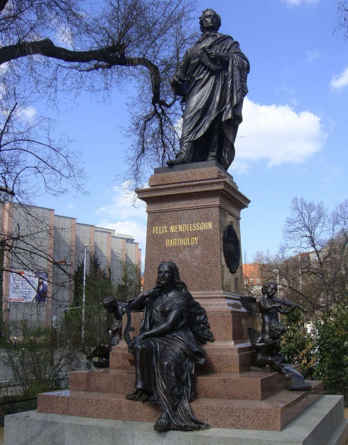Mendelssohn-Bartholdy-Denkmal (Foto: Pixabay/André Loh-Kliesch)