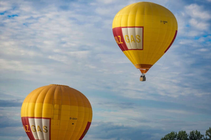 Aufsteigende Ballone (Foto: Holger Knecht)
