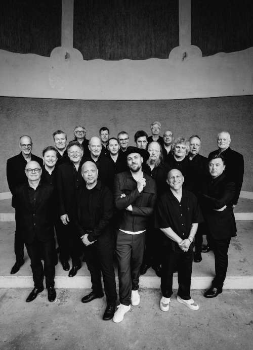 Max Mutzke und die SWR Big Band (Foto: Lena Semmelroggen)