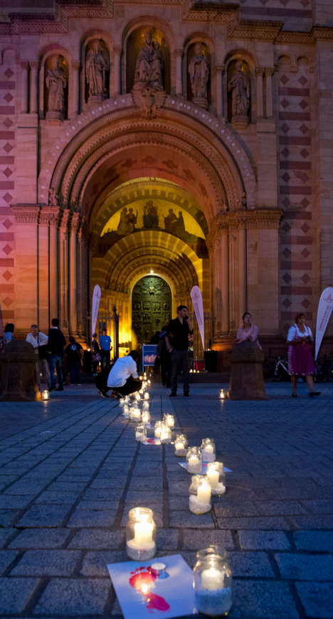 Nightfever im Dom (Quelle: Bistum Speyer/Foto: Klaus Venus)