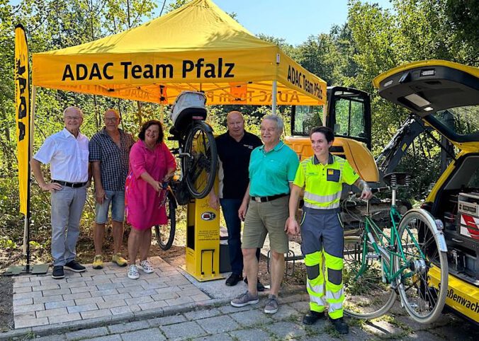 Offizielle Einweihung der ADAC Radservice-Station in Schifferstadt (Foto: ADAC Pfalz)