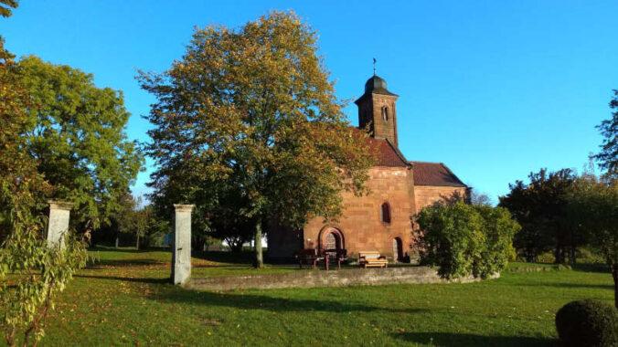 Die Nikolauskapelle (Foto: Burg Landeck-Stiftung)