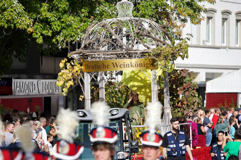 Winzerfestumzug in Neustadt an der Weinstraße (Foto: kgp.de)