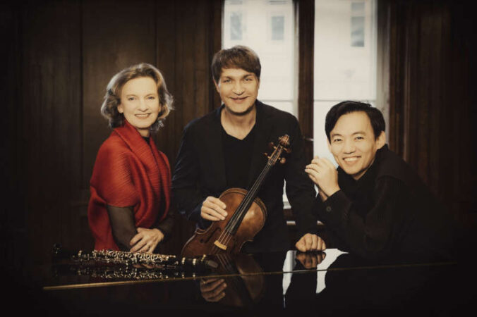 Sabine Meyer, Nils Mönkemeyer und William Youn (Foto: Irene Zandel)