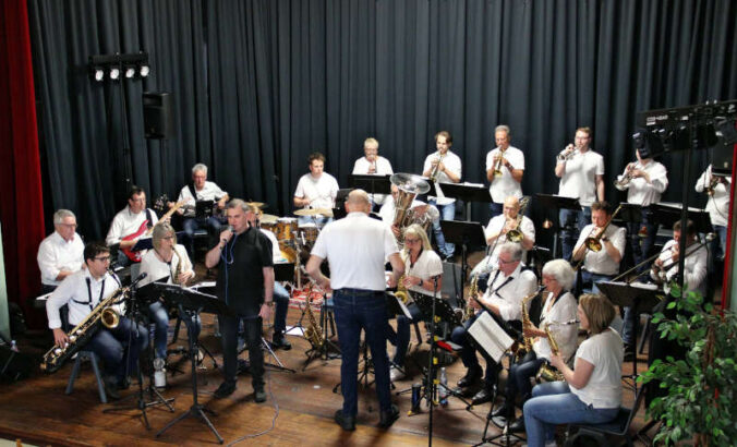 Blue Bird Big Band (Foto: Lisa Heiser)