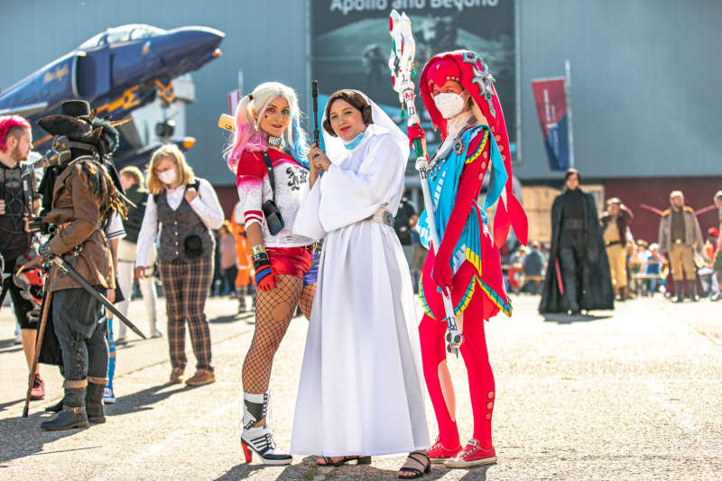 Dieses Jahr neu im Programm: der Cosplay Contest. Ob erfahrener Cosplayer oder absoluter Neuling - hier kann jeder in eindrucksvollen Kostümen seiner Lieblingsfiguren antreten. (Quelle TMSNHSP)