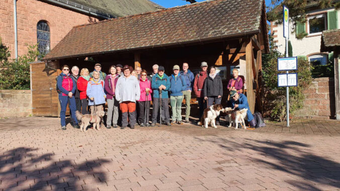 Gruppenfoto in Esthal (Foto: Pia Neumann)