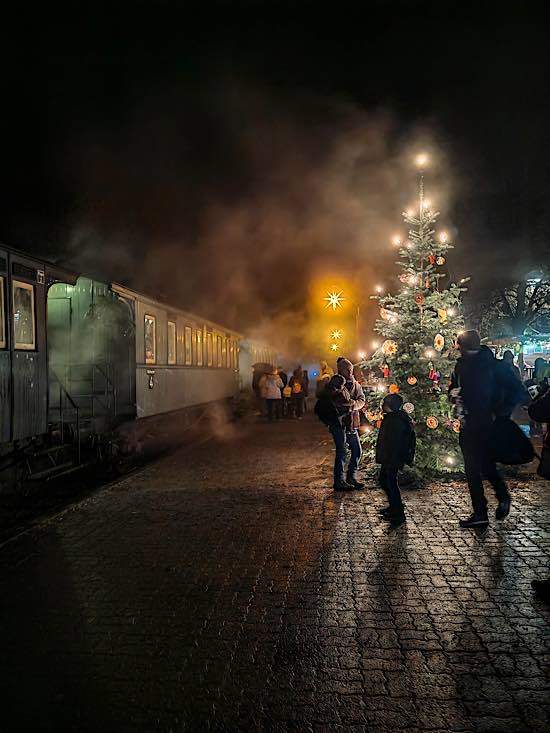 Nikolausfahrt des Kuckucksbähnels (Foto: Thomas Kayser)