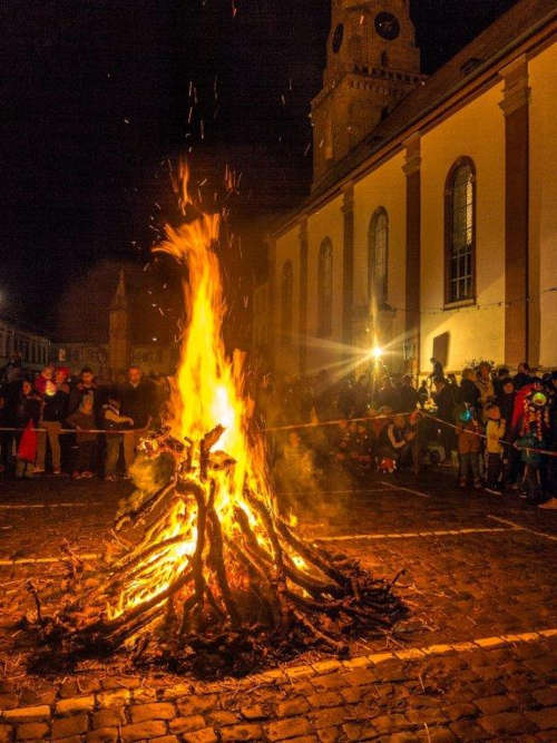 Martinsfeuer (Foto: Stadt Edenkoben)