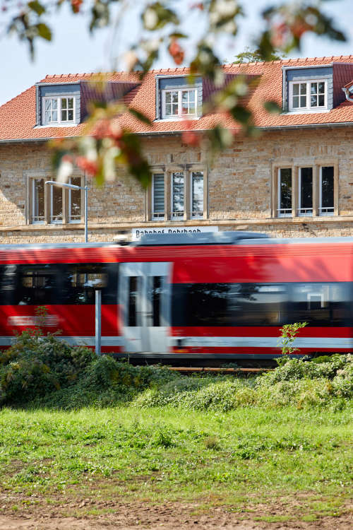 Bahnhof Rohrbach (Foto: Christian Ernst, Bildarchiv Südliche Weinstrasse e.V.)