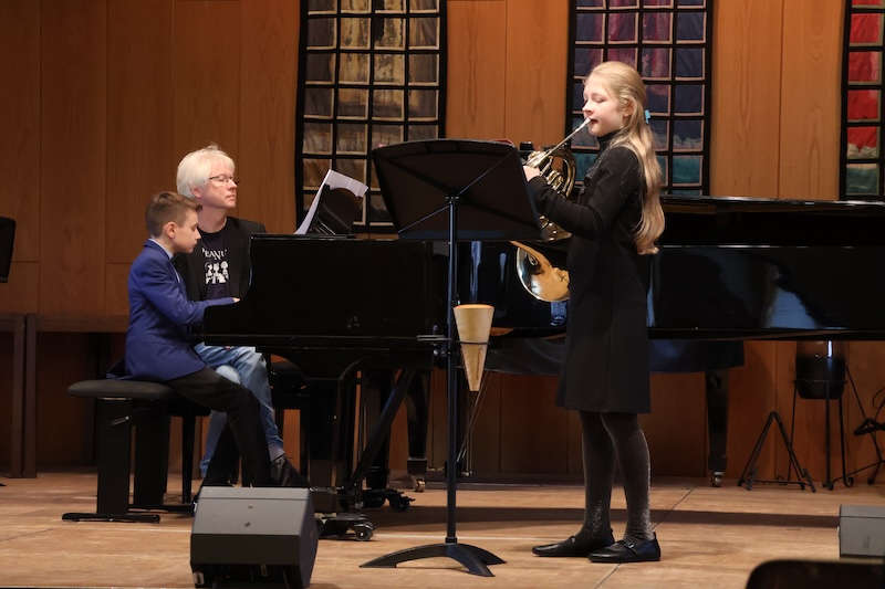 Luisa Frefat (Horn) und Nikolai Plett (Klavier) (Foto: Städt. Musikschule FT)