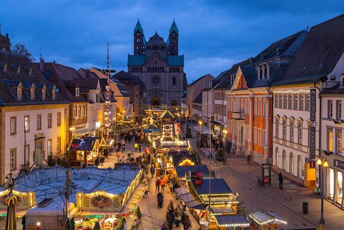 Weihnachts- und Neujahrsmarkt in Speyer (Foto: Heimatlichter GmbH / Pfalz Touristik e.V.)