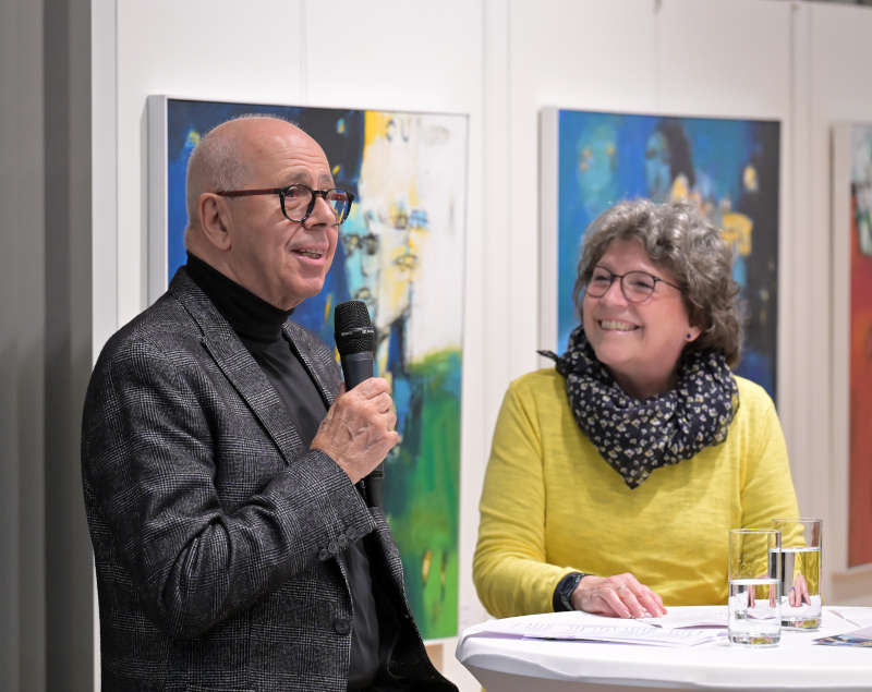 Bernhard Staudenmayer im Gespräch mit Dr. Karin Bury (Foto: Klaus Landry)