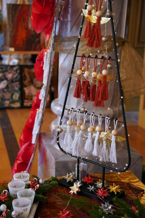 Am ersten und zweiten Adventswochenende lädt der Kreativ-Markt im Alten Rathaus zum Schauen, Kaufen und Stöbern ein. (Foto: Michelle Weishar)