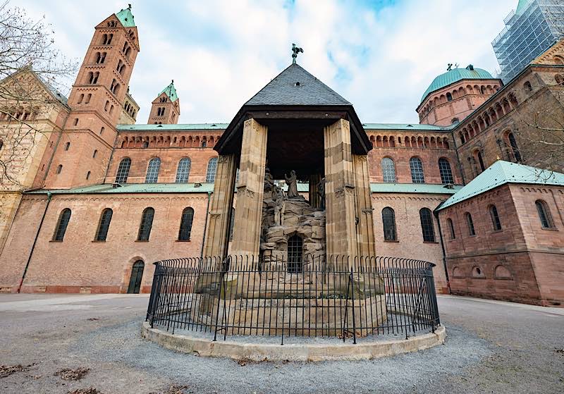 Abschluss der Arbeiten an der Umfassung des Ölbergs (Quelle: Domkapitel Speyer, Foto: Klaus Landry)