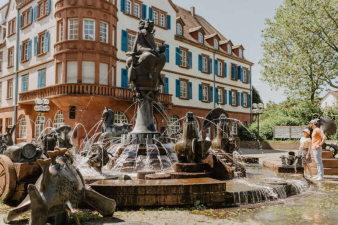 Der Kaiserbrunnen in Kaiserslautern (Foto: Thomas Linkel, Lizenz CC-BY)