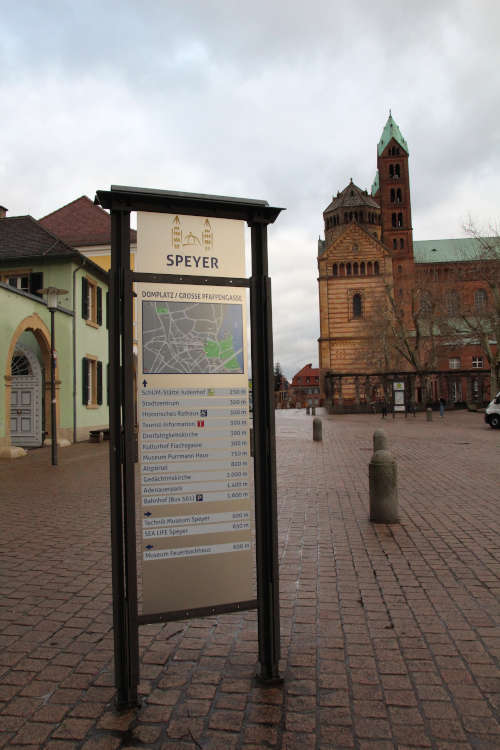 Wegweiser (Foto: Stadt Speyer)