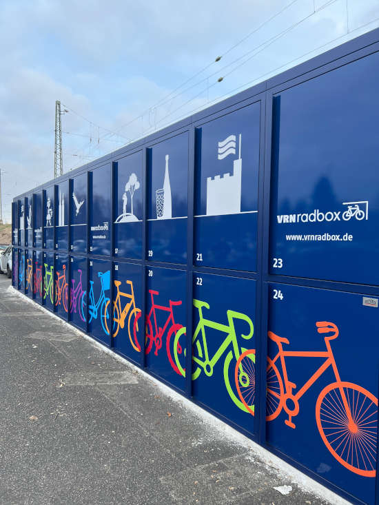 Die VRNradbox (Foto: Stadtmarketing Neustadt)